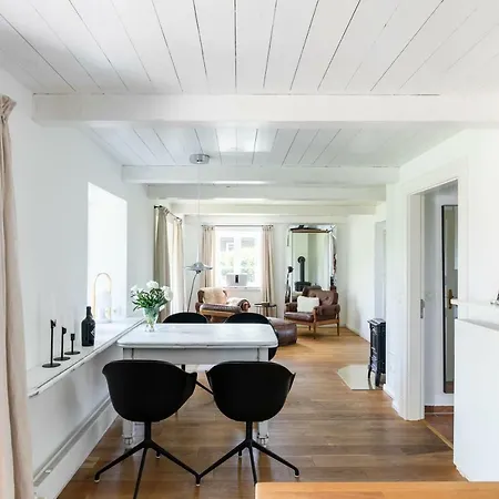 Luxus Ferienhaus No. 29 *