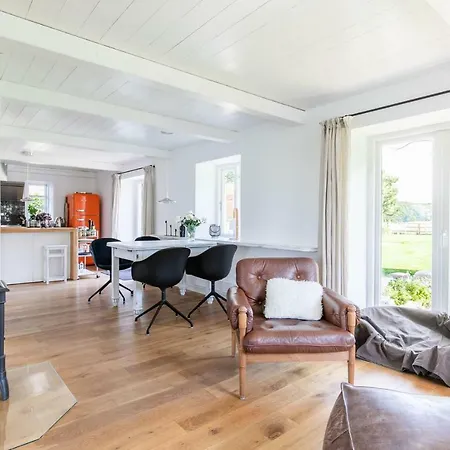 Luxus Ferienhaus No. 29 * טאטינג